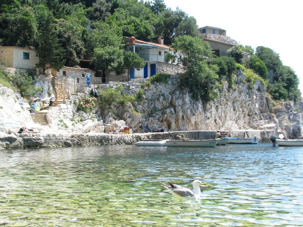 Apartment Marija With Terrace Brseč المظهر الخارجي الصورة